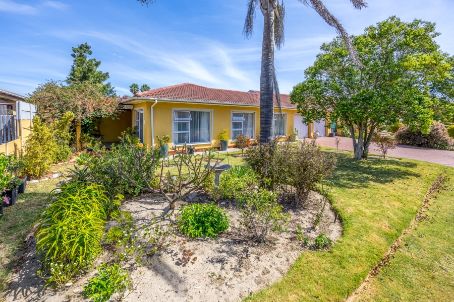 3 Bedroom Property for Sale in Rustdal Western Cape